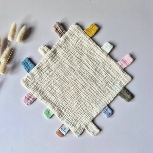 Musselin Spiel- und Kuscheltuch mit Laschen – 25x25 cm Beige