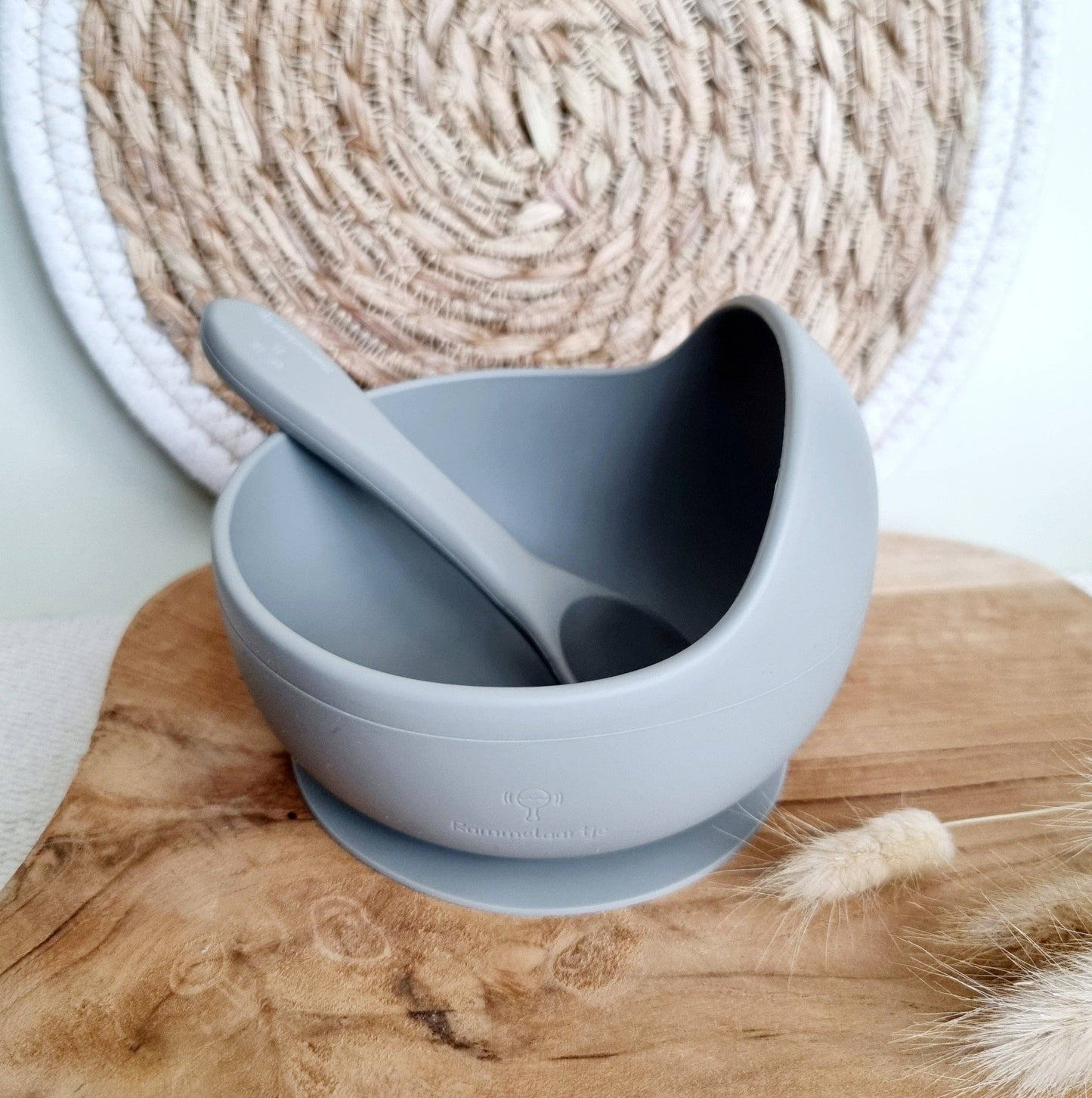 Rutschfeste Silikonschale mit Saugnapf & weichem Löffel